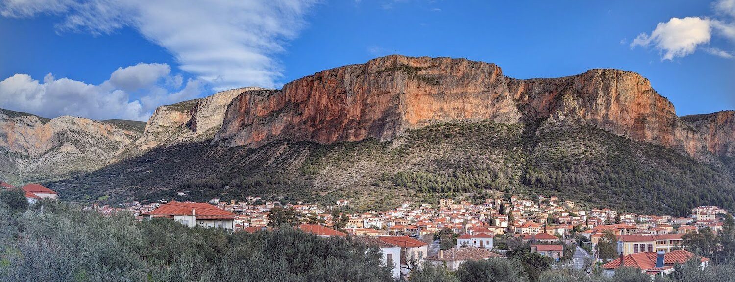 Leonidio – 4 Reasons to Move to This Small Town in Greece